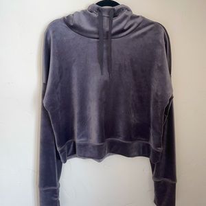 Women’s Aerie sweatshirt. Size Small in grey.